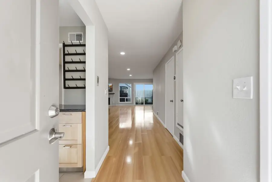 123 Mission Drive, East Palo Alto, CA 94303 - #3