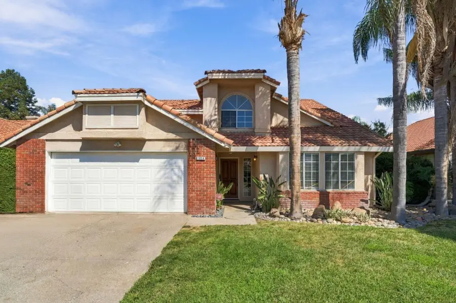 1014 Neal Street, Los Banos, CA 93635 - #2