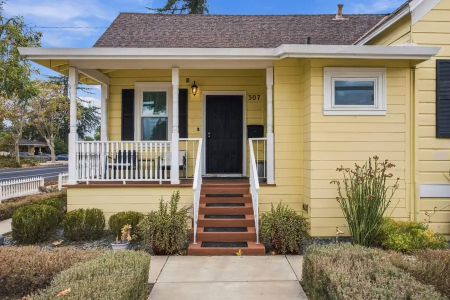 307 E 6th Street, Gilroy, CA 95020 - #3