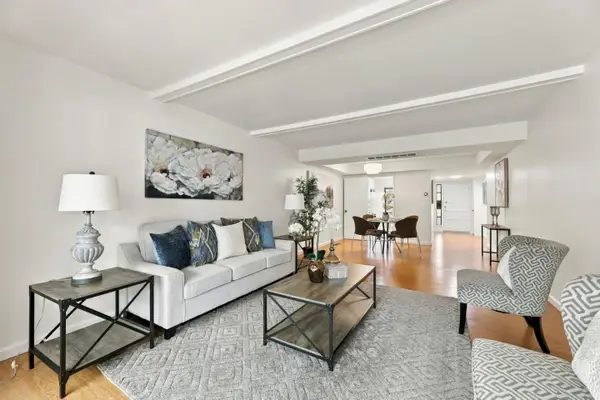 5488 Cribari Green, San Jose, CA 95135