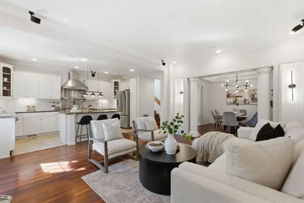 390 E Washington Avenue, Sunnyvale, CA 94086