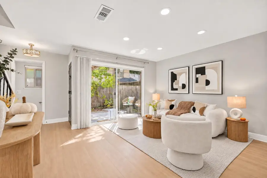 205 Red Oak Drive #P, Sunnyvale, CA 94086 - #3