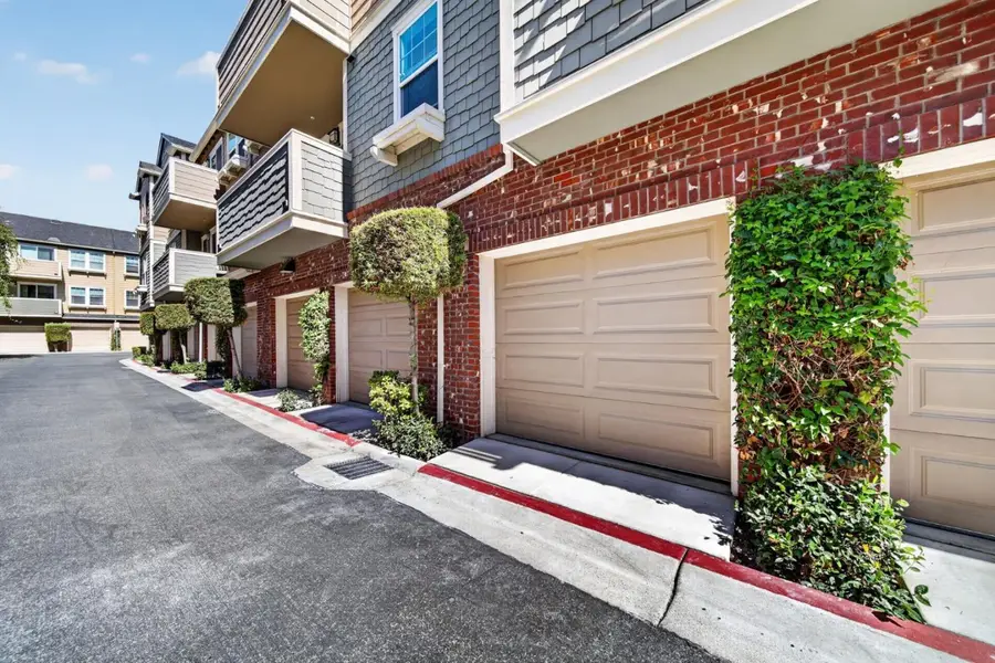 1033 Scotia Terrace #202, Sunnyvale, CA 94089 - #3
