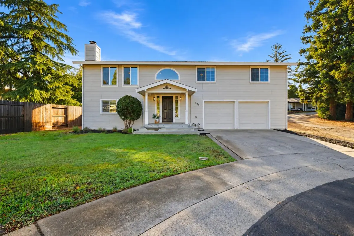 305 Castle Court, Roseville, CA 95678 - #1