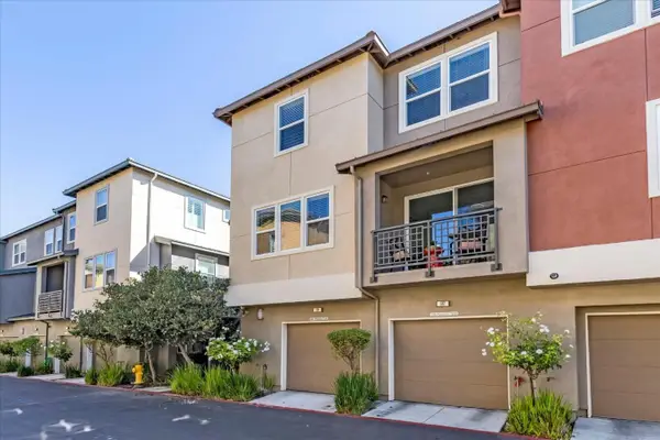 584 San Posadas Terrace #100, Sunnyvale, CA 94085