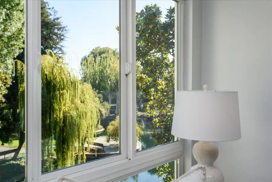 904 Peninsula Avenue #305, San Mateo, CA 94401 - #2