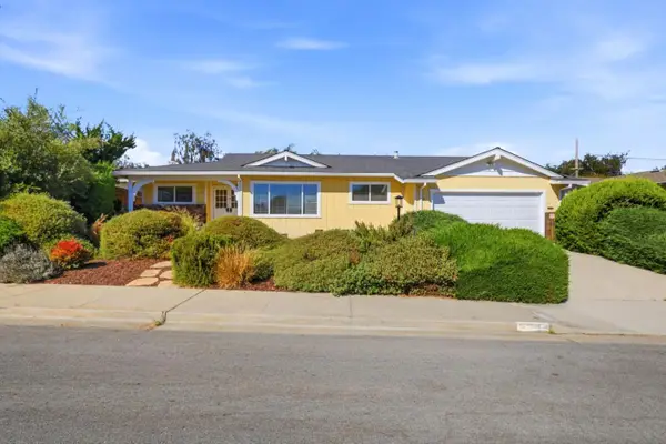 131 Woodcrest Place, Santa Cruz, CA 95065