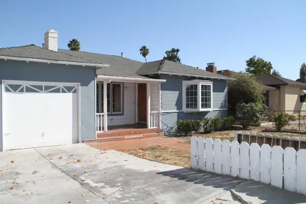 2260 Pulgas Avenue, East Palo Alto, CA 94303