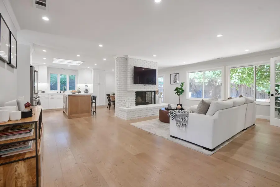 470 Martinsen Court, Palo Alto, CA 94306 - #2