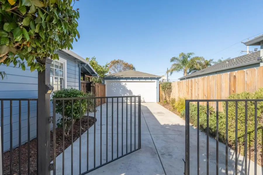 291 Tapadero Street, Salinas, CA 93906 - #3
