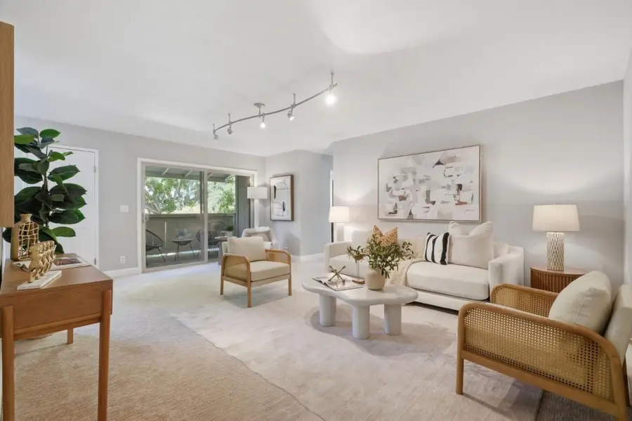 264 N Whisman Road #13, Mountain View, CA 94043 - #2