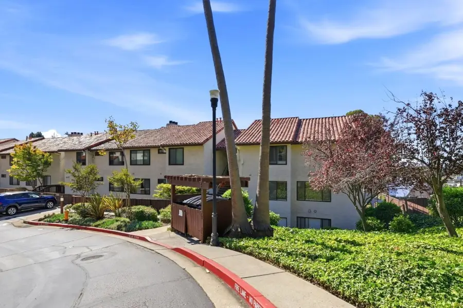 22103 Vista Del Plaza Lane #7, Hayward, CA 94541 - #3