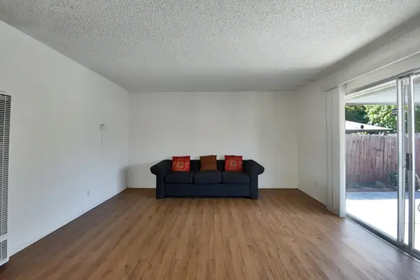 2281 Brentwood Court, East Palo Alto, CA 94303