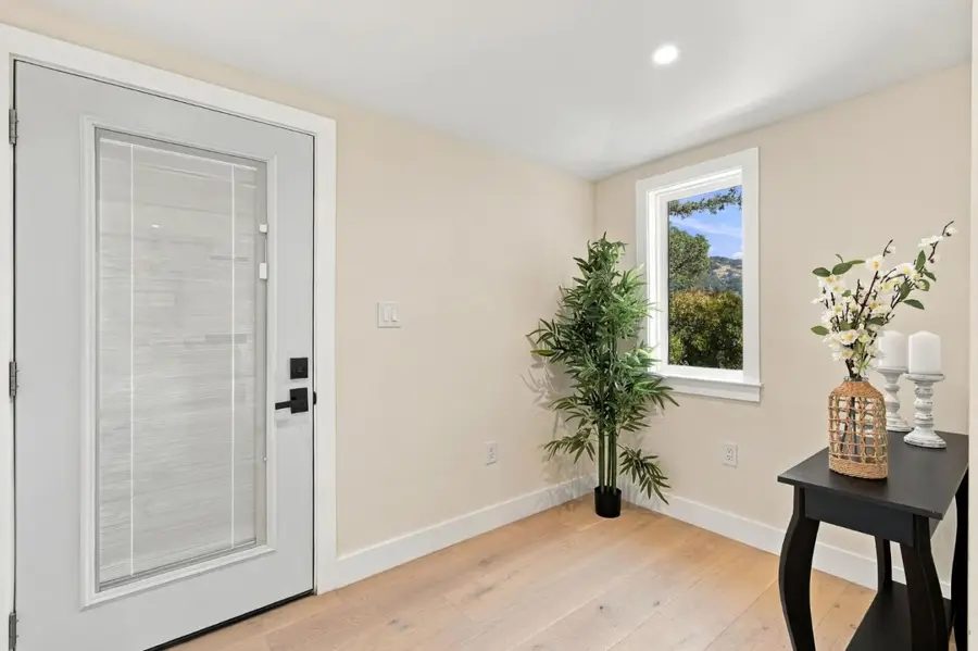 38 Miraflores Avenue, San Rafael, CA 94901 - #2