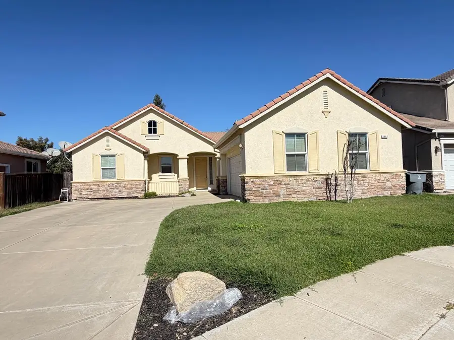 5487 Cooper Court, Riverbank, CA 95367 - #2
