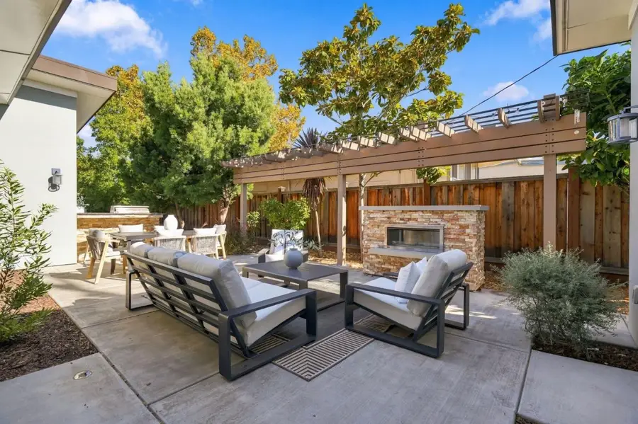 3837 Carlson Court, Palo Alto, CA 94306 - #2