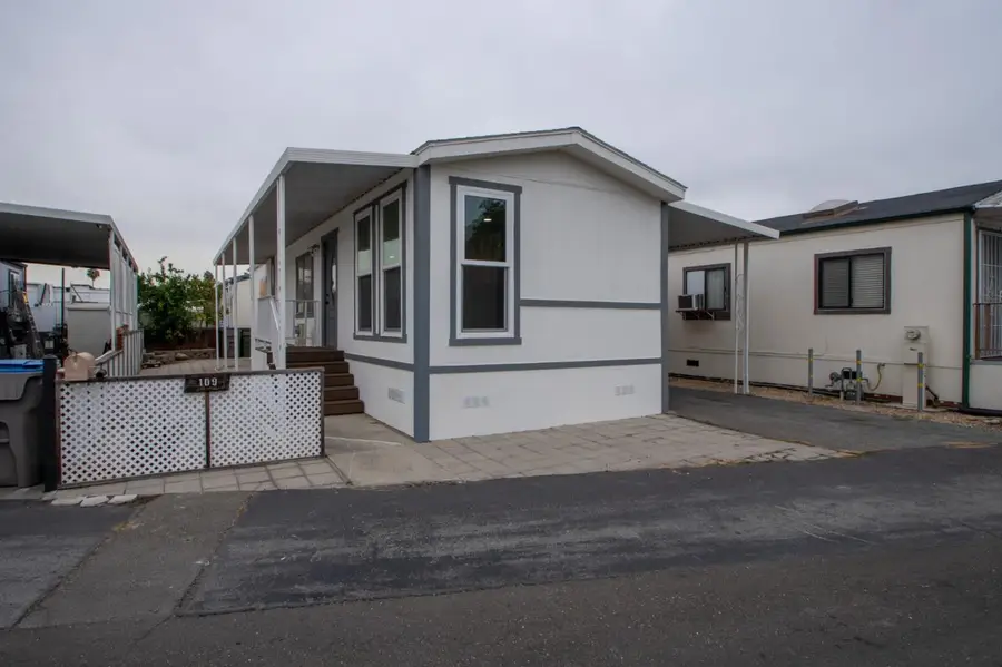 1350 Oakland Road #109, San Jose, CA 95112 - #2