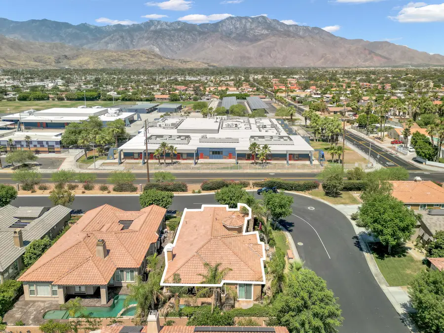 105 Shoreline Drive, Rancho Mirage, CA 92270 - Image #2