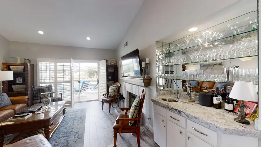 208 Desert Falls Drive E, Palm Desert, CA 92211 - Image #3