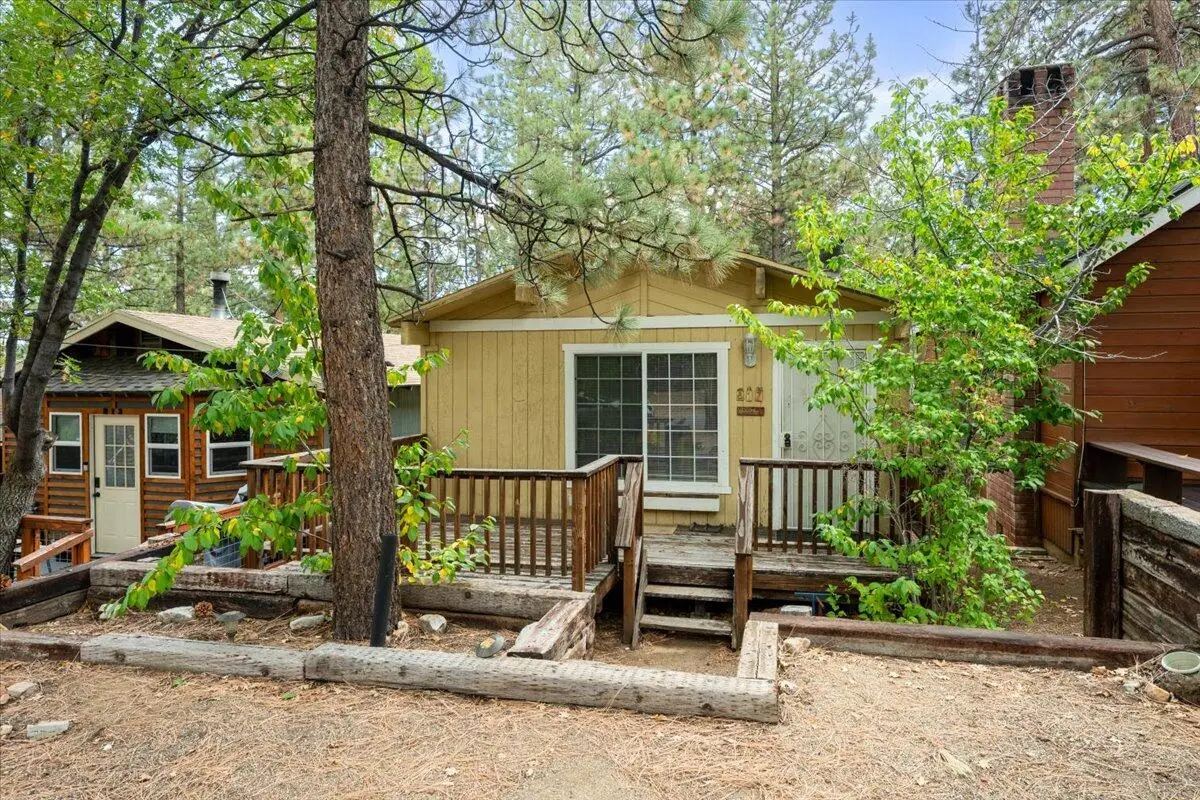 817 Maple Lane, Sugarloaf, CA 92386 - Image #1