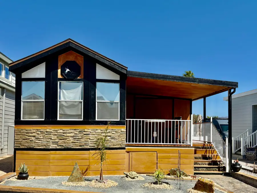 74711 Dillon Road #203, Desert Hot Springs, CA 92241 - #2