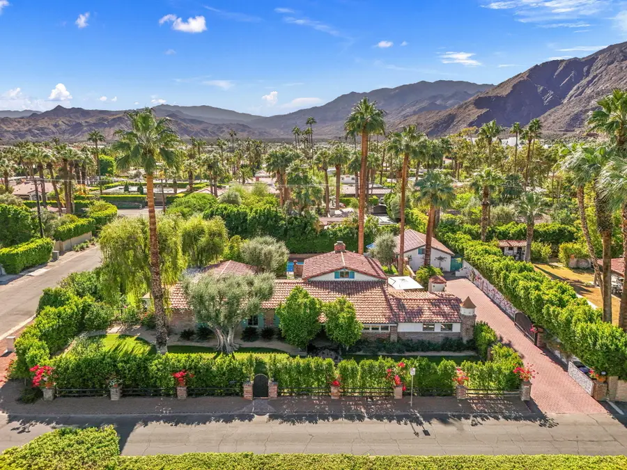 367 Tamarisk Road, Palm Springs, CA 92262 - #3