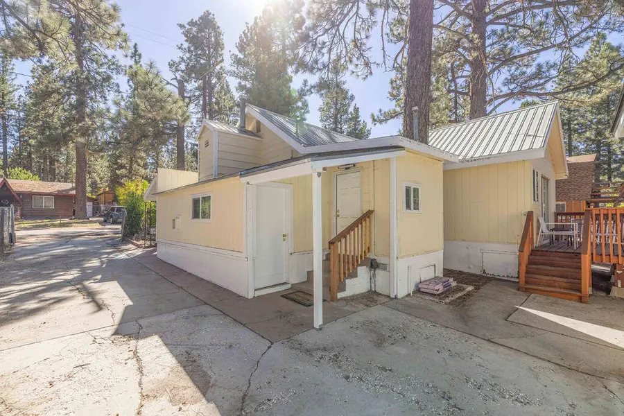 311 E Barker Boulevard, Big Bear City, CA 92314 - Image #3