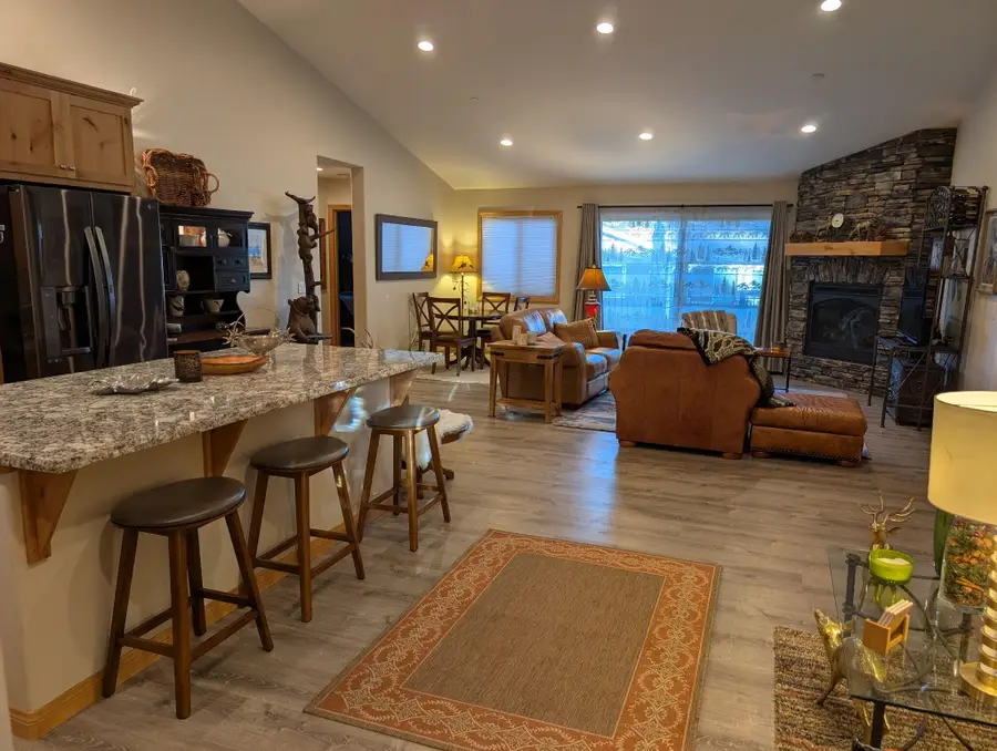 836 D Lane, Big Bear City, CA 92314 - Image #2