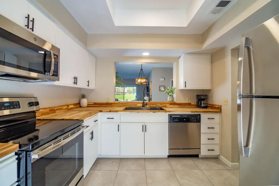 163 Desert Falls Circle, Palm Desert, CA 92211 - #3