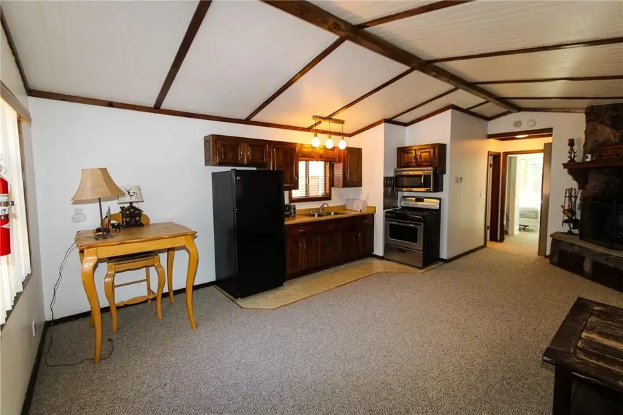 607 Spruce, Sugarloaf, CA 92386 - Image #3