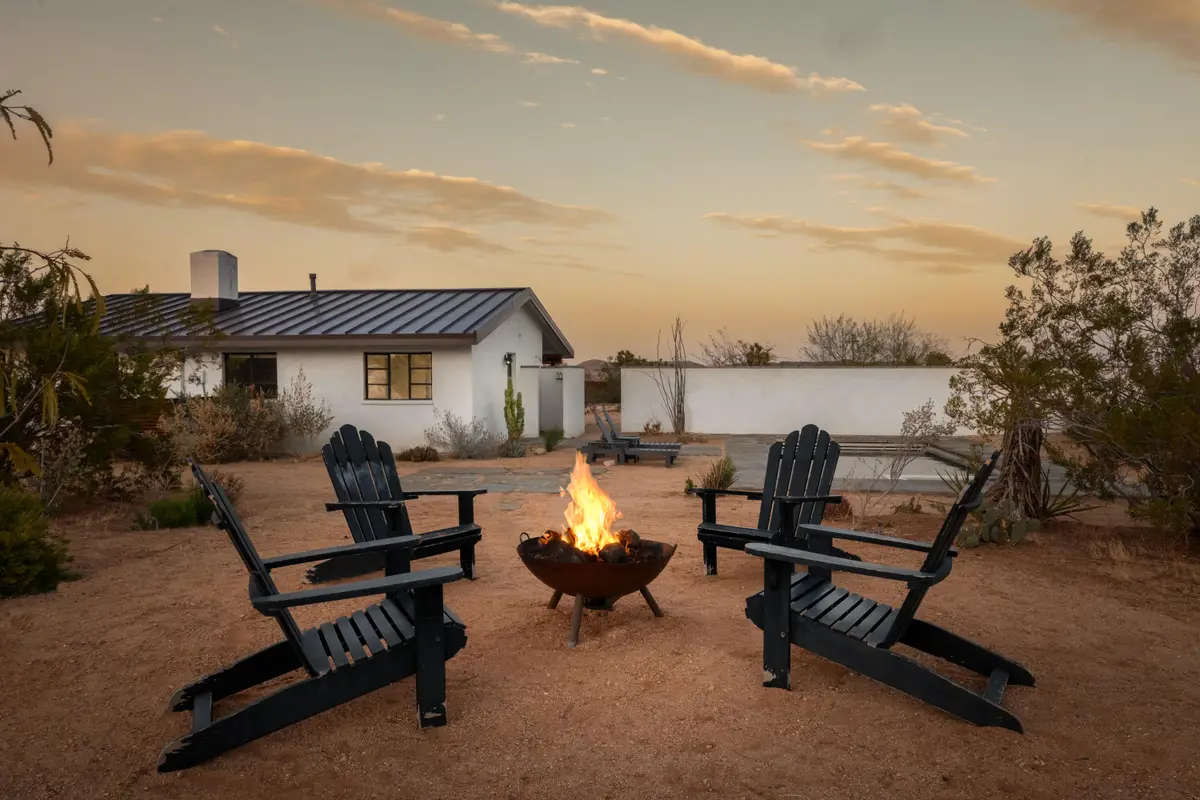 1564 Hilton Avenue, Yucca Valley, CA 92284 - #1