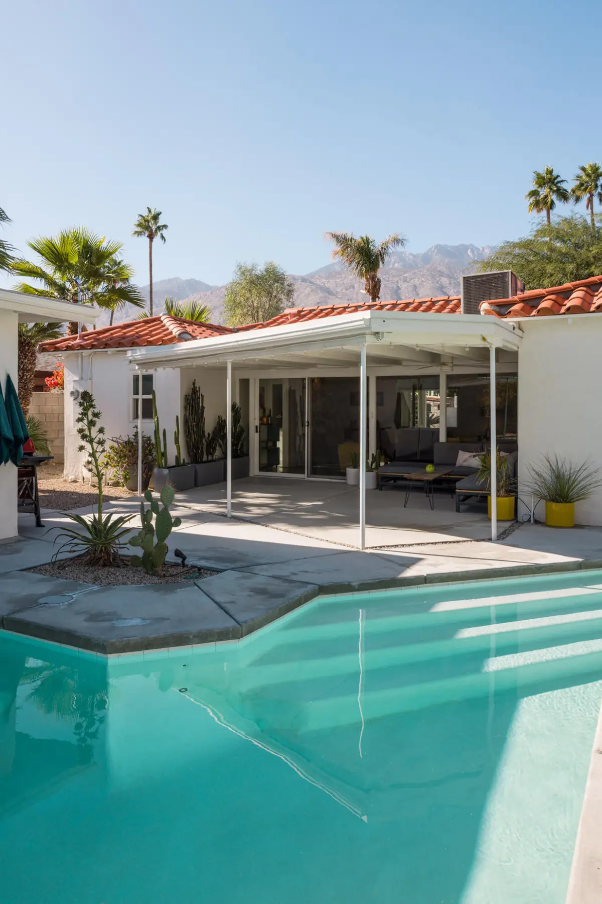 748 N Calle Rolph, Palm Springs, CA 92262 - Image #1