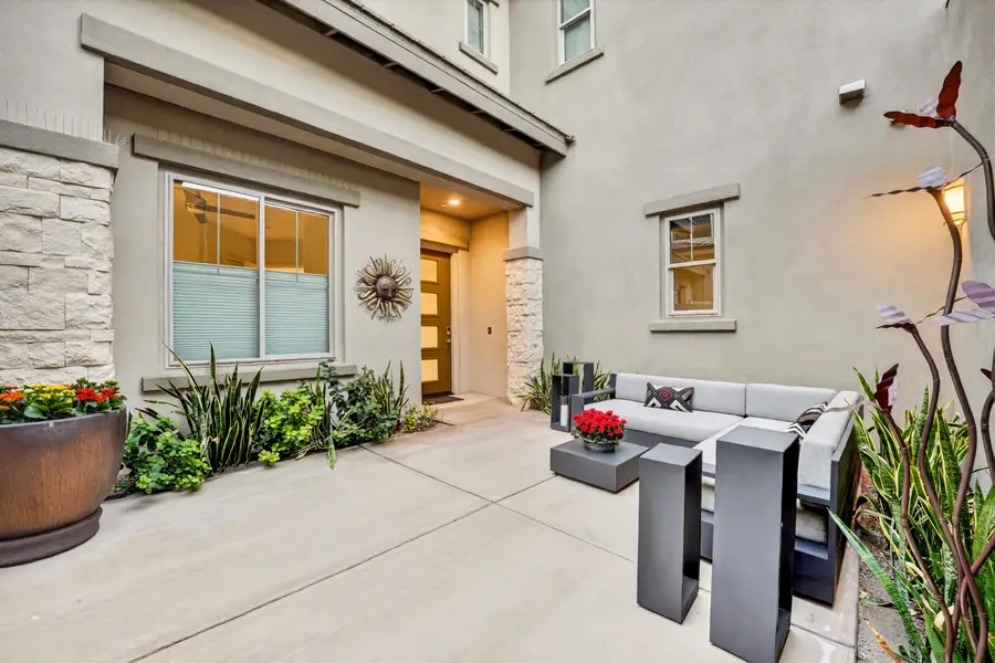 1102 Retreat Circle, Palm Desert, CA 92260 - Image #2