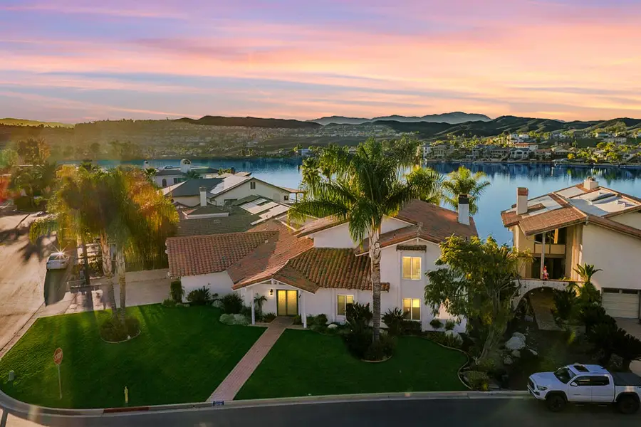 29795 Eagle Point Drive, Canyon Lake, CA 92587 - Image #2