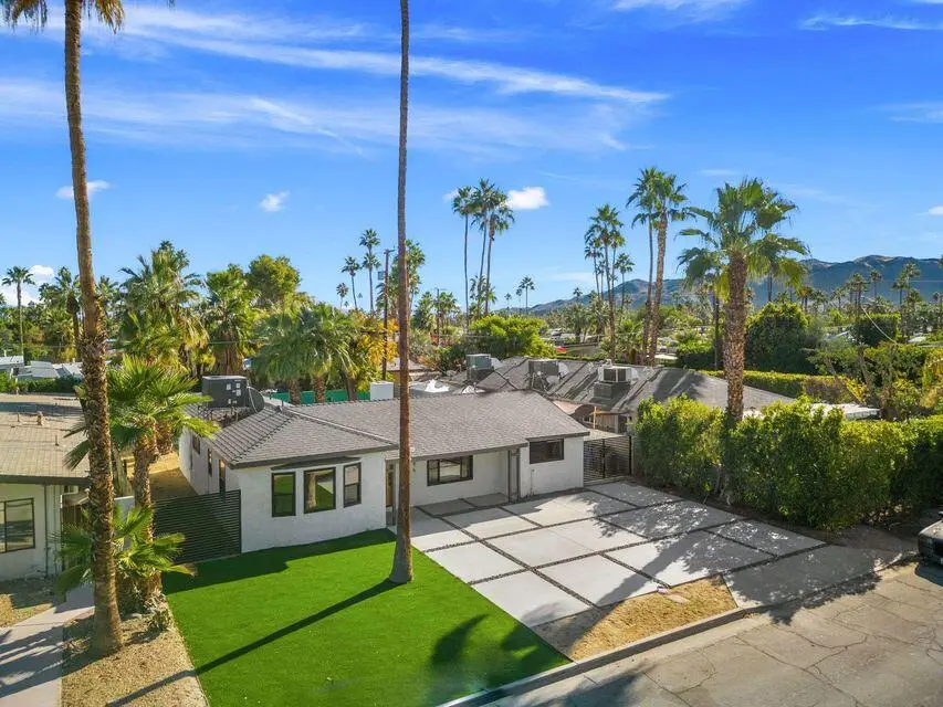 686 S Camino Real, Palm Springs, CA 92264 - Image #1