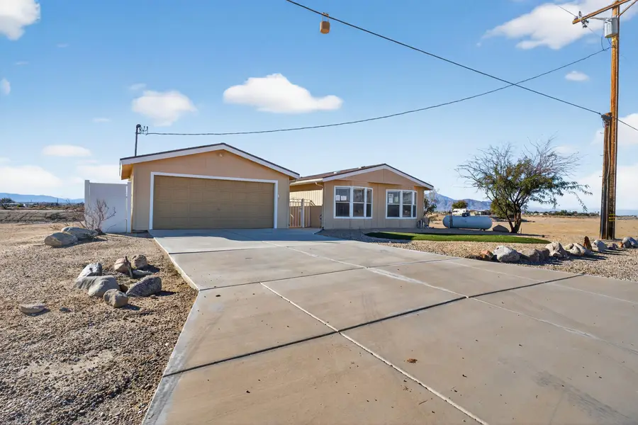 2351 Lanai Lane, Thermal, CA 92274 - Image #2