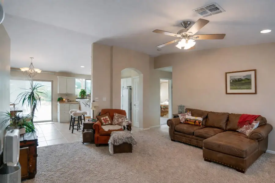 61869 Grand View Circle, Yucca Valley, CA 92284 - #3