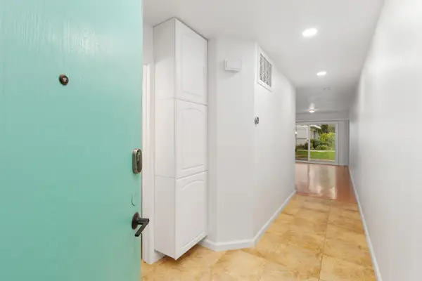 5125 E Waverly Drive #B5, Palm Springs, CA 92264