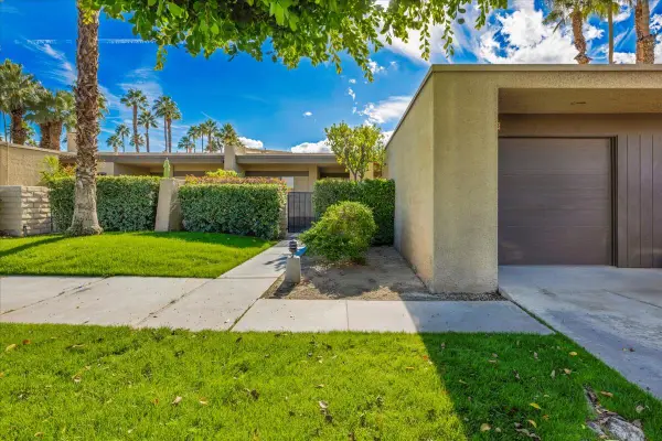 1293 Tiffany Circle N, Palm Springs, CA 92262