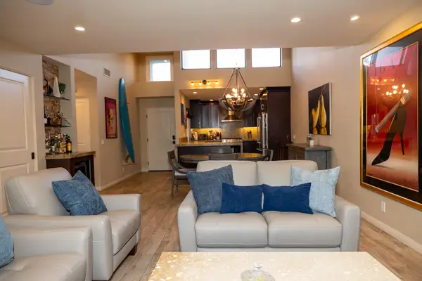 72487 Rolling Knoll Drive, Palm Desert, CA 92260