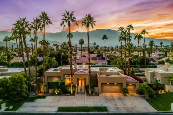 2 Silver Circle, Rancho Mirage, CA 92270