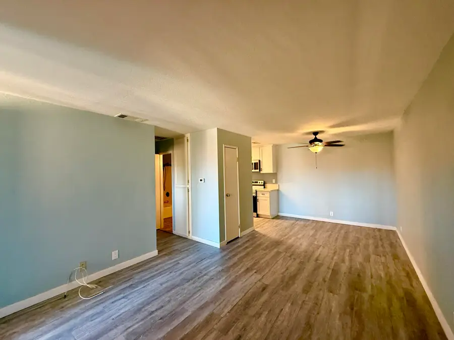 2812 N Auburn Court #210, Palm Springs, CA 92262 - Image #2