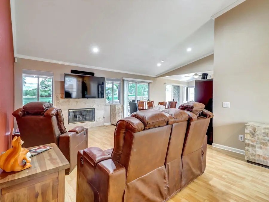 9187 Oakmount Boulevard, Desert Hot Springs, CA 92240 - Image #3