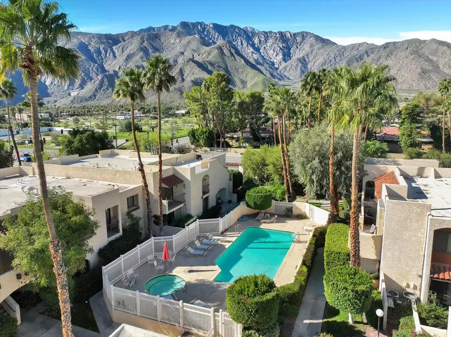 200 E Racquet Club Road #2, Palm Springs, CA 92262 - Image #2