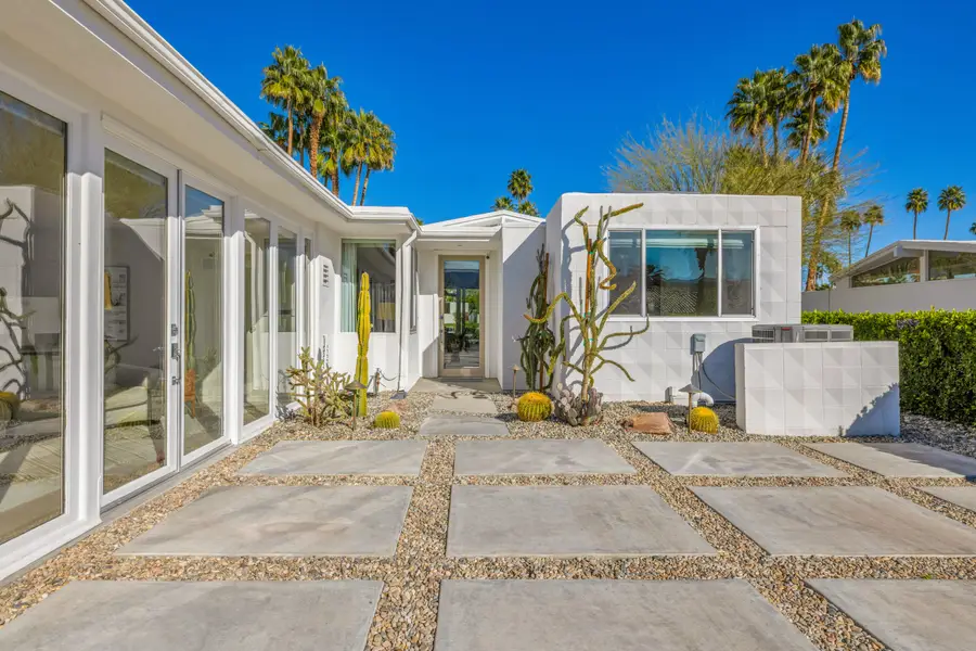 246 E Avenida Granada, Palm Springs, CA 92264 - Image #3