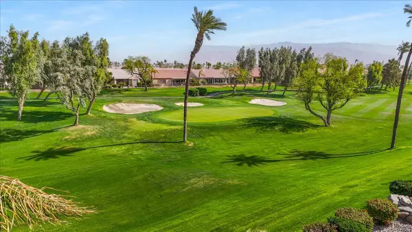 39262 Gainsborough Circle, Palm Desert, CA 92211