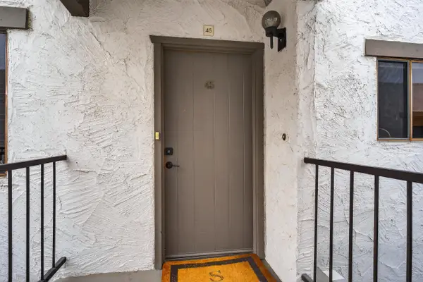 1050 E Ramon Road #45, Palm Springs, CA 92264