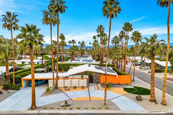 992 E La Jolla Road, Palm Springs, CA 92264