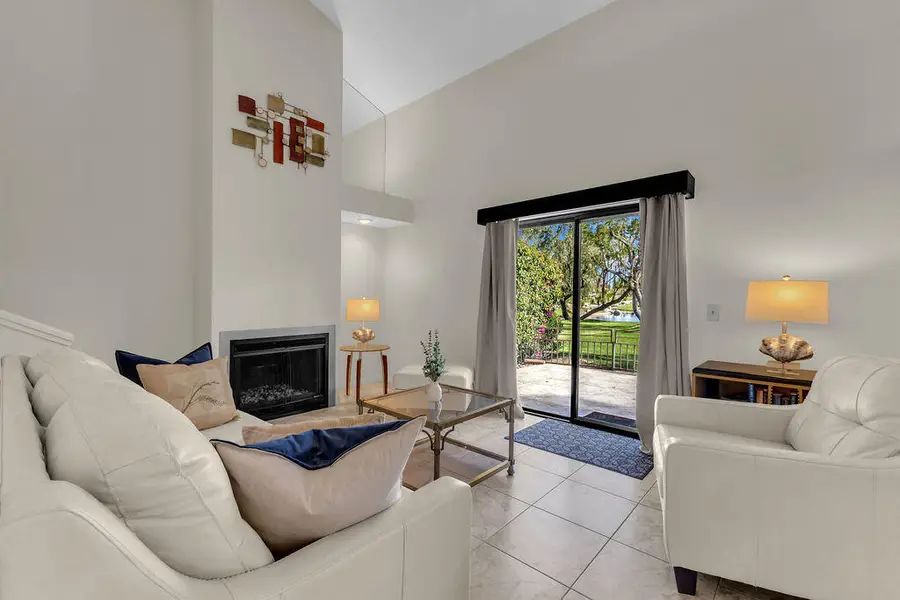 204 Lakecrest Lane, Palm Desert, CA 92260 - #3