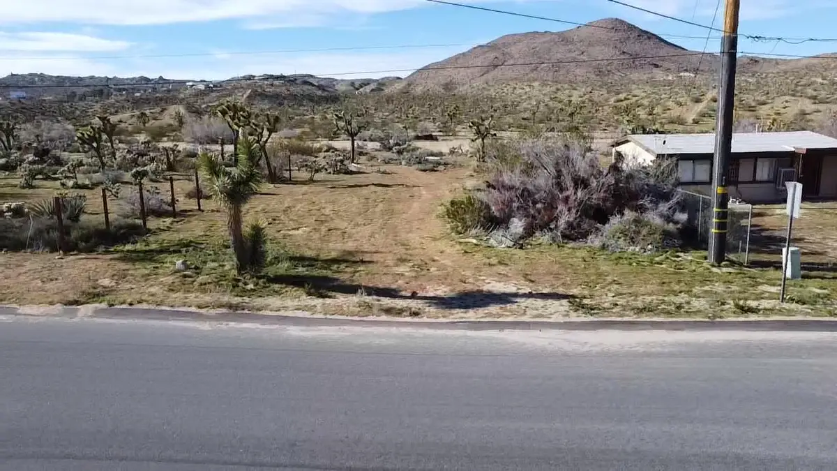 58750 Barron Drive, Yucca Valley, CA 92284 - #1